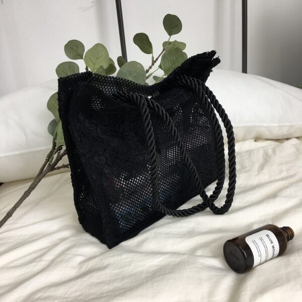 Lace hand shopping bag - Image 8