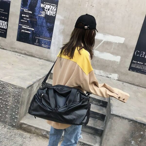 Sports training gym bag - Image 4