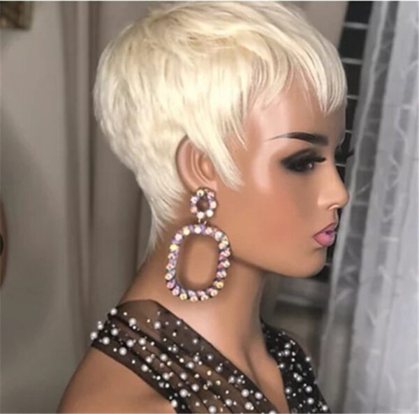 Ladies Fashion Short Straight Hair Golden Synthetic Fluffy High Temperature Silk Wig Hair Set - Image 4