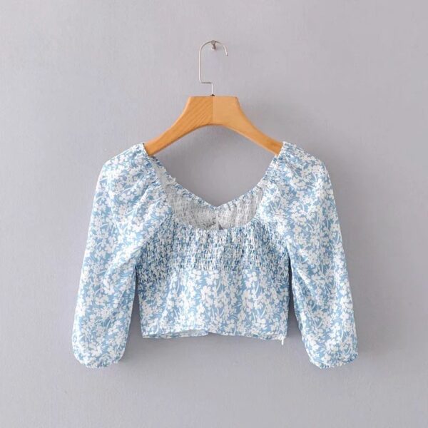 Short-sleeved blouse with printed collar - Image 5