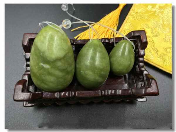 Natural Jade Egg Massager For Postpartum Rehabilitation - Image 2